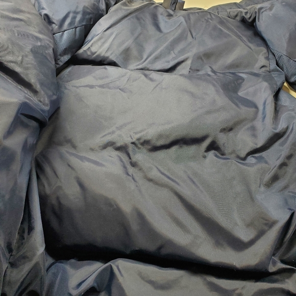 Vineyard Vines Martha's Vineyard Navy Goose Down Vest - Picture 7 of 8